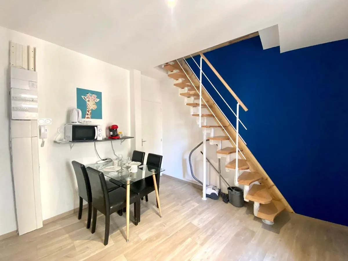 Residence Des Celestins - Appartement Duplex N16 - Centre Vichy 0*,  France